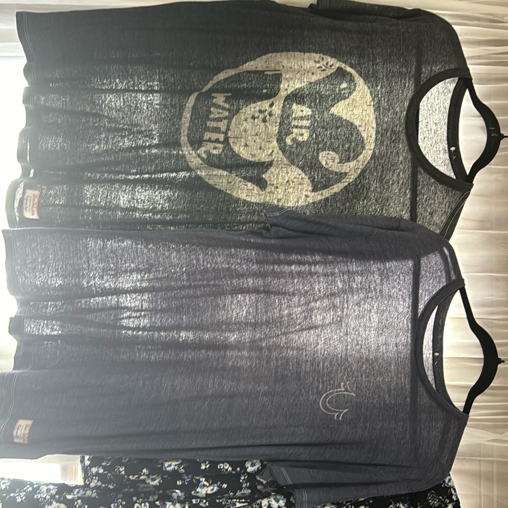 True religion set, dry fit, thin and comfy, size large